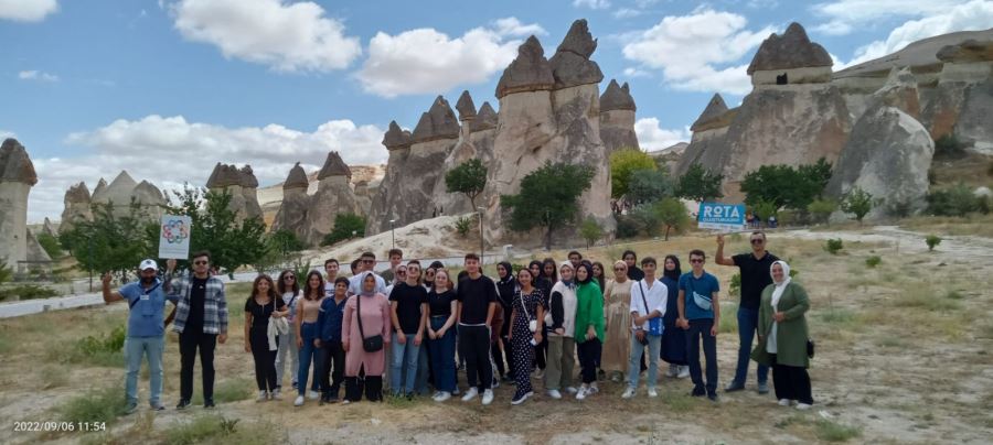 Esenlerli gençler “Rota Oluşturuldu” gençlik gezileriyle Türkiye’yi dolaşıyor.