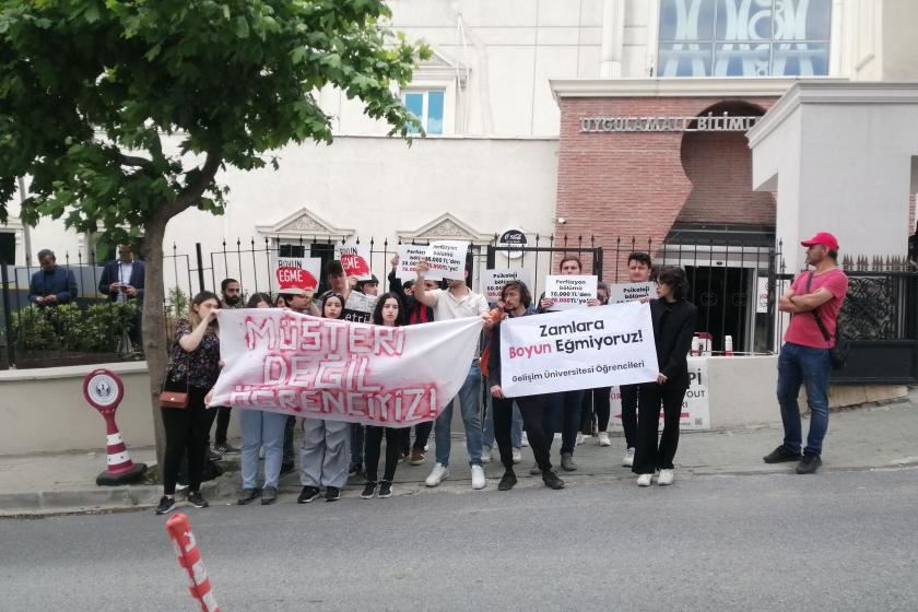 Gelişim Üniversitesi öğrencileri fahiş zamları protesto etti