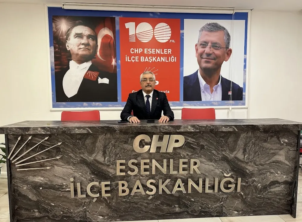 CHP Esenler İlçe Başkanı Cemal Kaya Atatürk