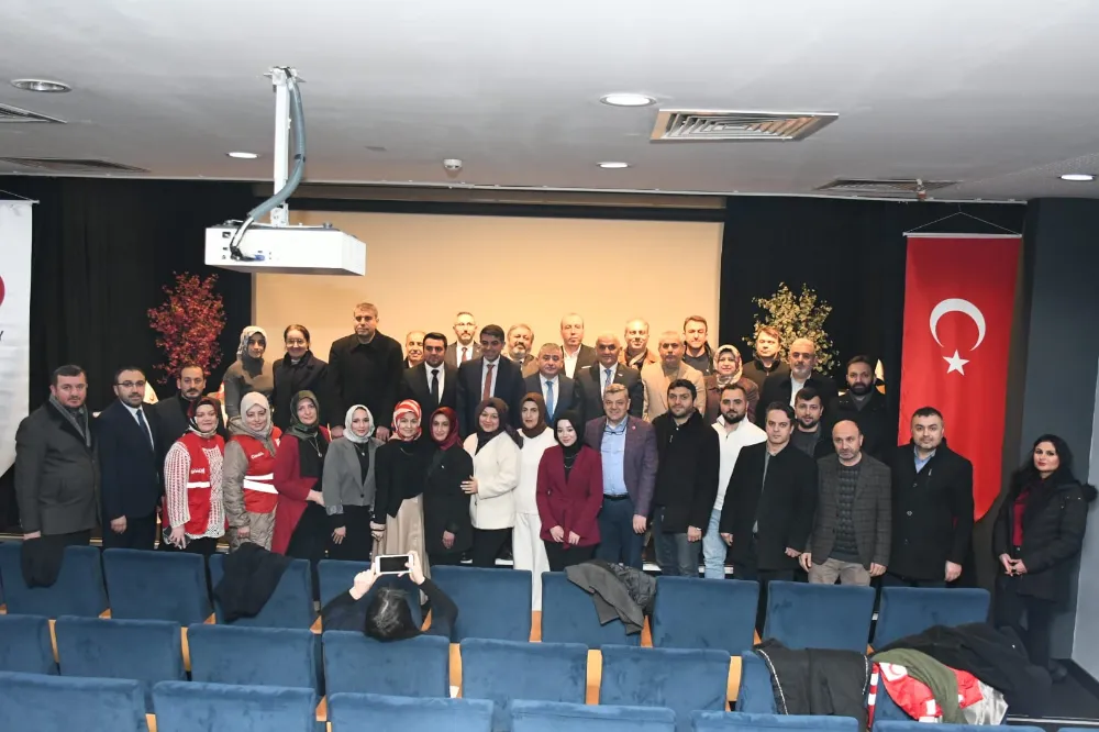 Türk Kızılayı Esenler Şubesi’nde Görev Değişimi