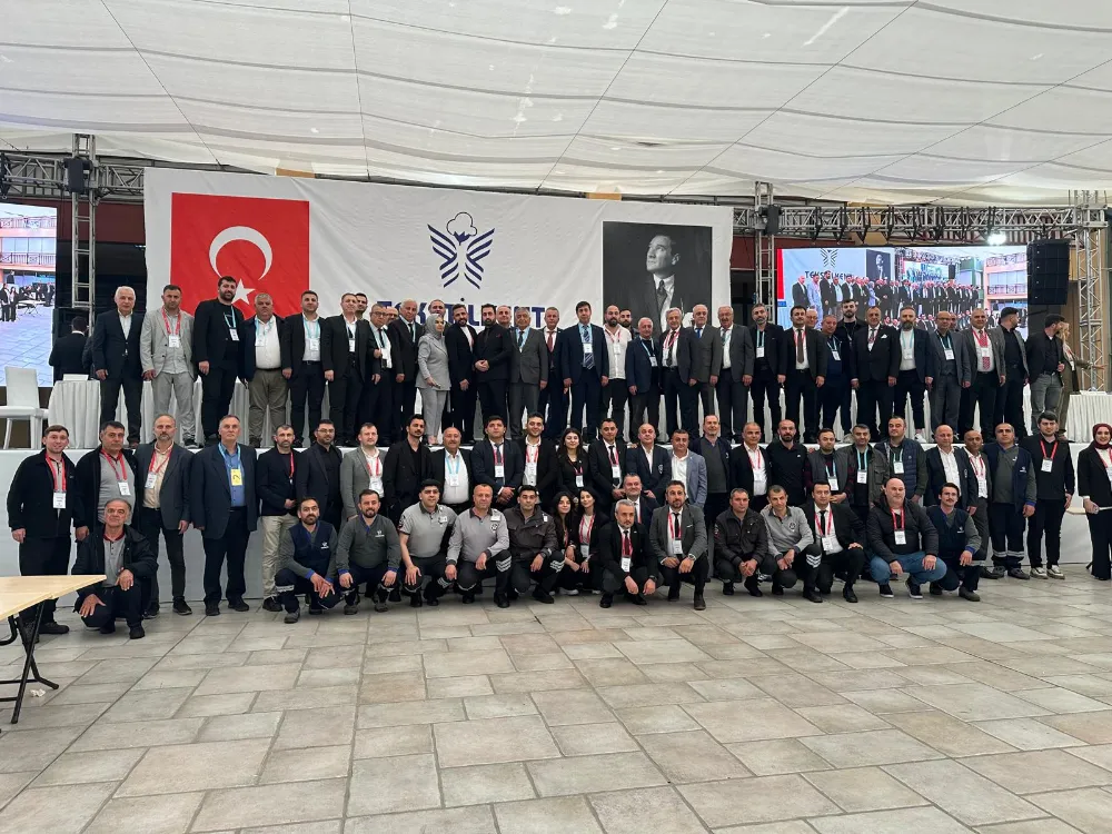 Tekstilkent Kooperatifi’nde Faik Çetin Arı Güven Tazeleyerek Yeniden Başkan Seçildi. 