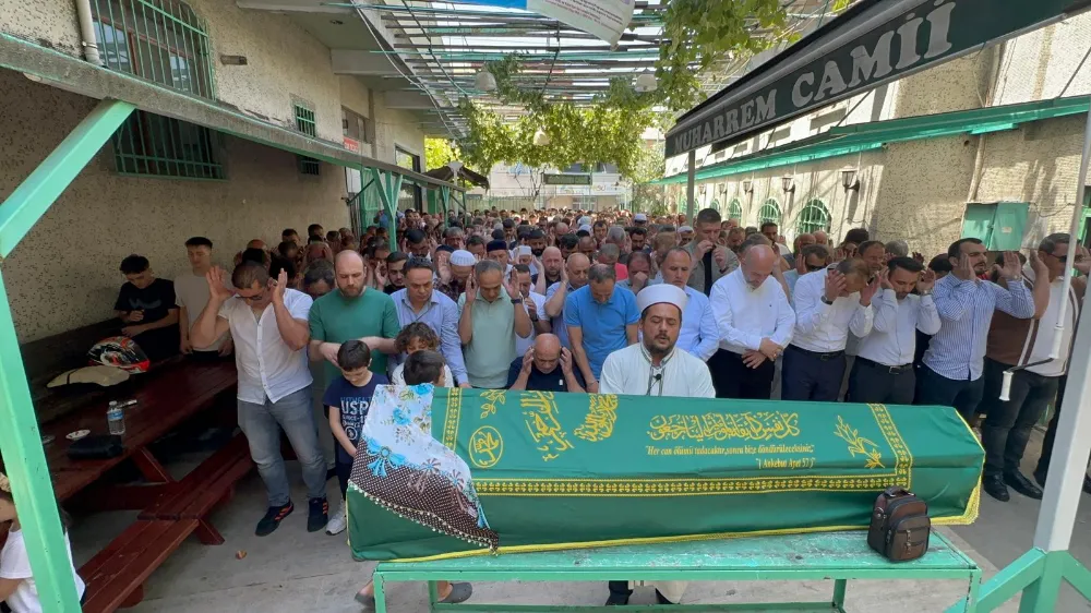 Gazete Esenler Yazarı Şenol Özyurt’un Acı Günü: Annesi Reyme Özyurt Hakk’a Yürüdü