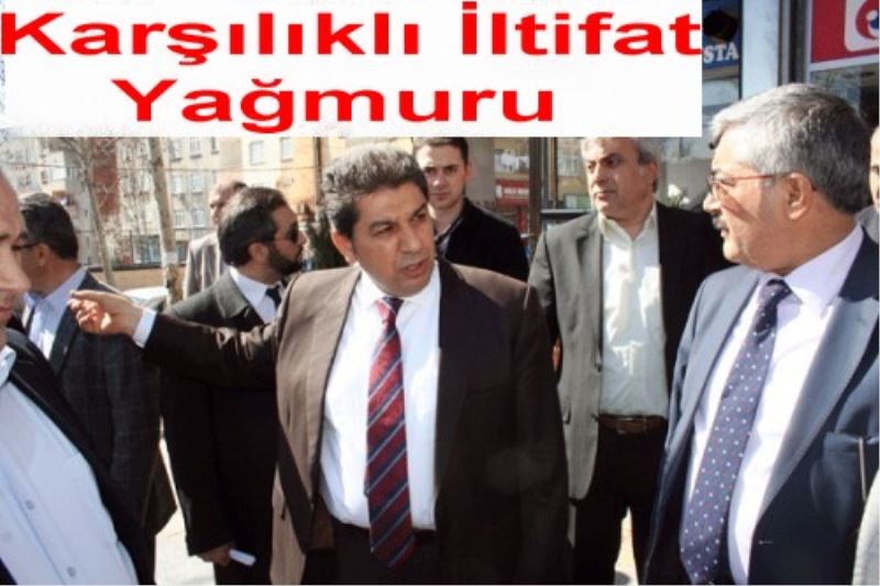 Karsilikli Iltifat Yagmuru