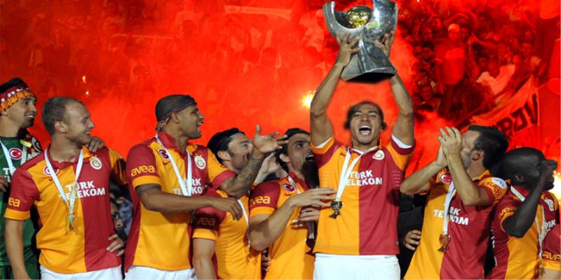 Galatasaray Süper Kupa`yi aldi