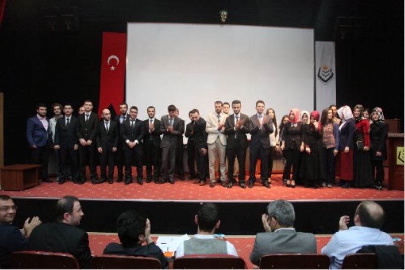 Gençlik Meclisi`ne Yeni Baskan