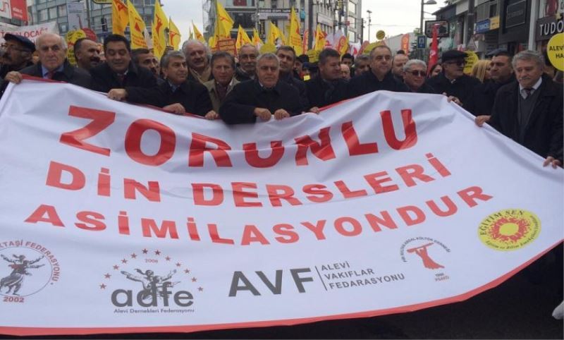 ?Egitimde Gericilesmeye Karsi Yürüdüler