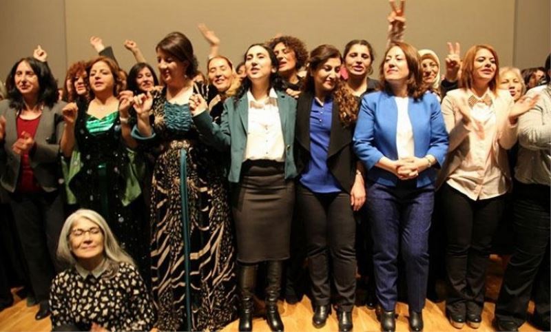 HDP Meclise 31 Kadin Gönderiyor: Iste Kadin Milletvekilleri Listesi