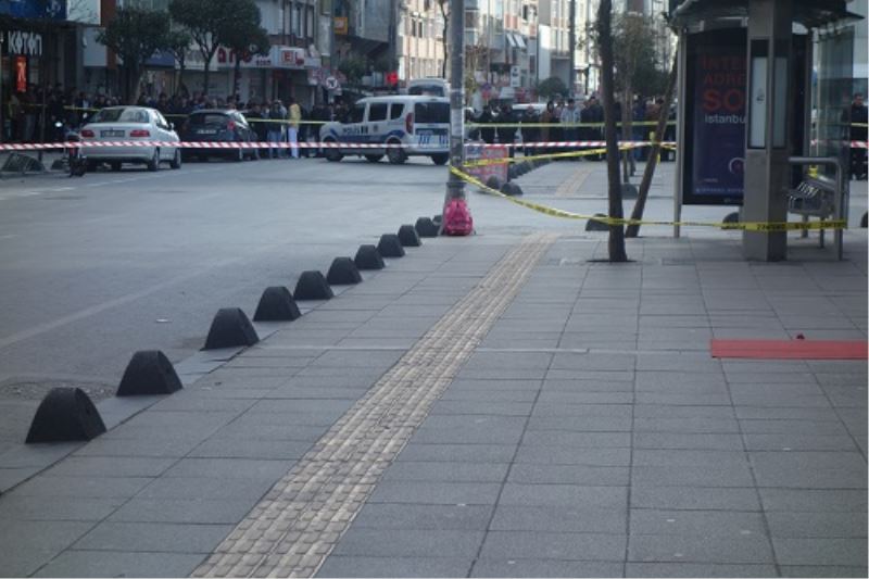 Esenlerde Süpheli Çanta panik yasatti!