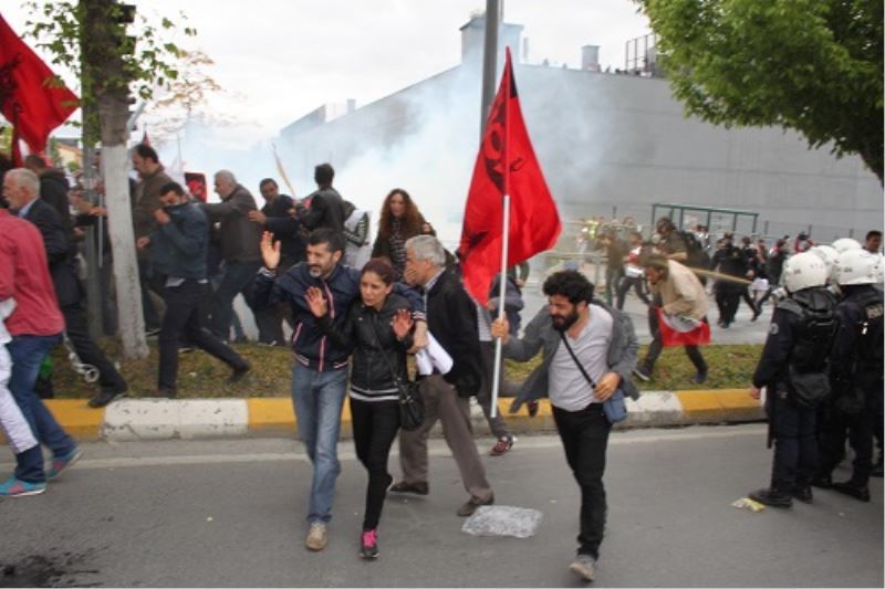 Bakirköy`de HDP`li gruba gazili müdahale