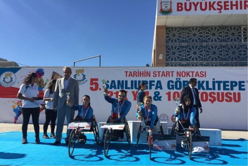 ?Engelli atletler Sanliurfa 5.Yari Maratonu`na damgasini vurdu?