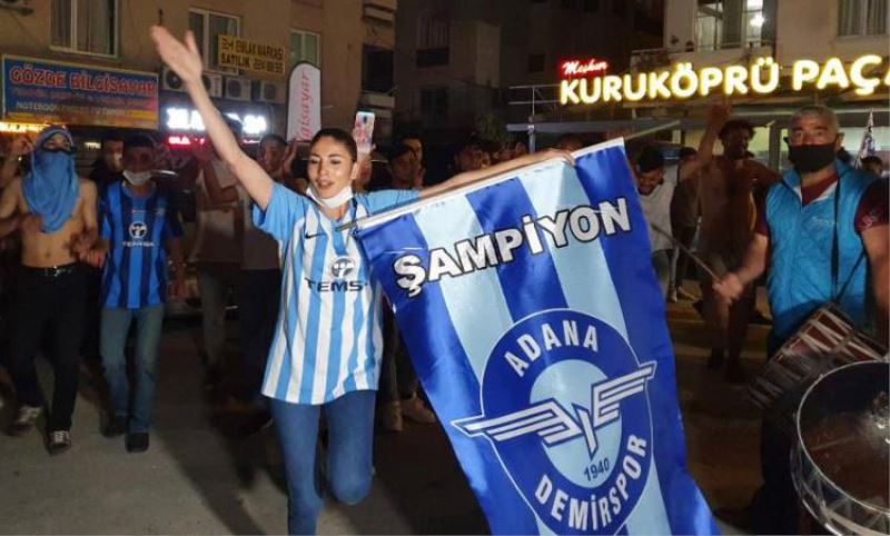 Adana Demirspor 26 yil sonra Süper Lig’e yükseldi