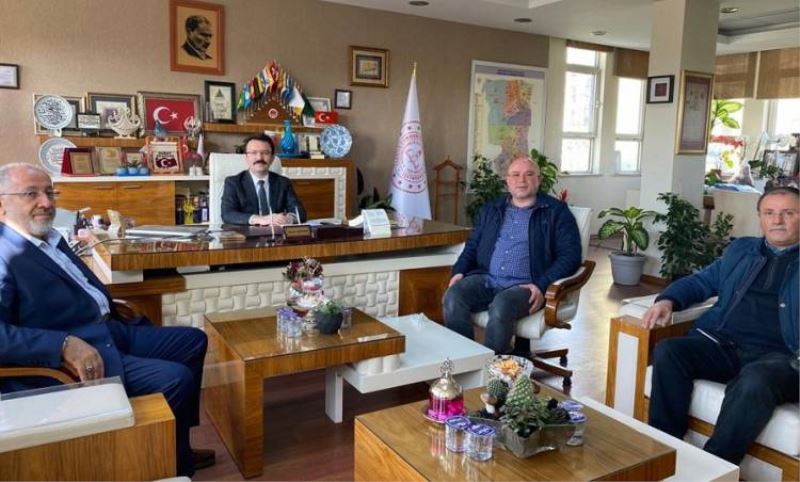 Kemerpark Evleri Yönetiminden Murat Gözüdok’a hayirli olsun ziyareti