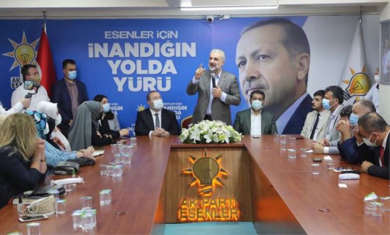 Osman Nuri Kabaktepe AKP Esenler Ilçe Binasini Ziyaret Etti